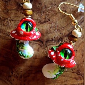Mushroom earrings, mushroom with eye earrings
